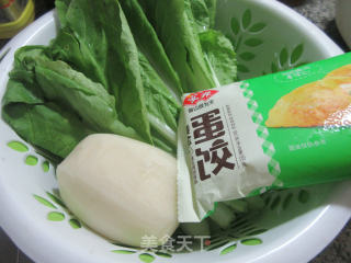 蛋饺莲藕煮毛毛菜的做法步骤：1