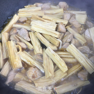 腐竹烧肉的做法步骤：5