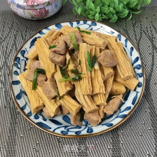 腐竹烧肉的做法步骤：7