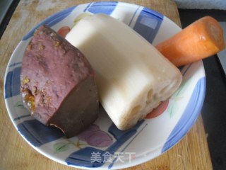 卤肝烧莲藕的做法步骤：1