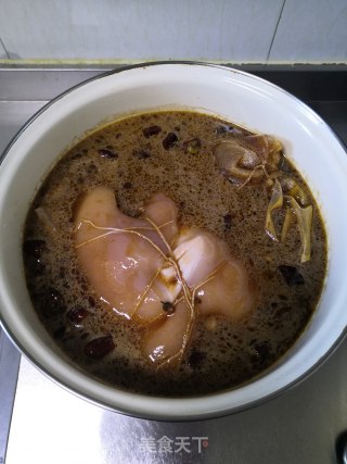 香卤肘子的做法步骤：10