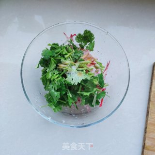 香菜萝卜丝的做法步骤：6