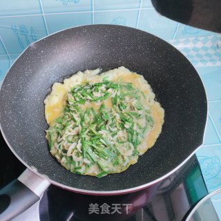 虾皮韭菜炒鸡蛋的做法步骤：6