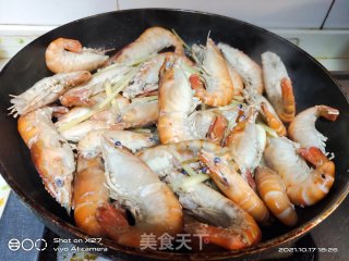 红烧大头虾的做法步骤：5