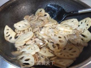 肉片炒莲藕的做法步骤：3