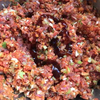 胡萝卜牛肉水饺的做法步骤：5