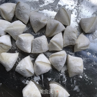 胡萝卜牛肉水饺的做法步骤：6