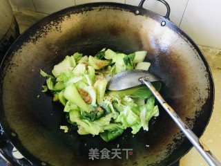 油滋啦炒油菜的做法步骤：6