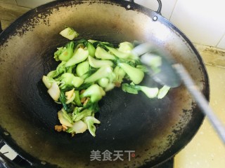 油滋啦炒油菜的做法步骤：8