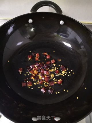 干煸四季豆的做法步骤：5