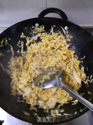 辣炒包菜丝的做法步骤：4