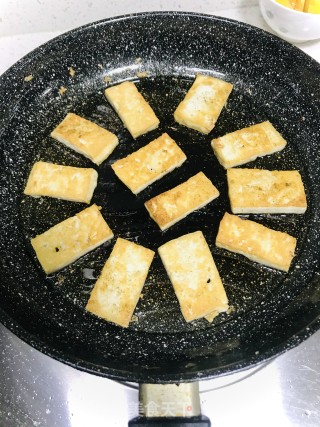 芝士豆腐煎蛋的做法步骤：5