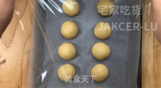 温莎排包，一次发酵法，操作简单，组织松软拉丝，奶香四溢巨好吃。的做法步骤：6