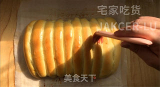 温莎排包，一次发酵法，操作简单，组织松软拉丝，奶香四溢巨好吃。的做法步骤：14