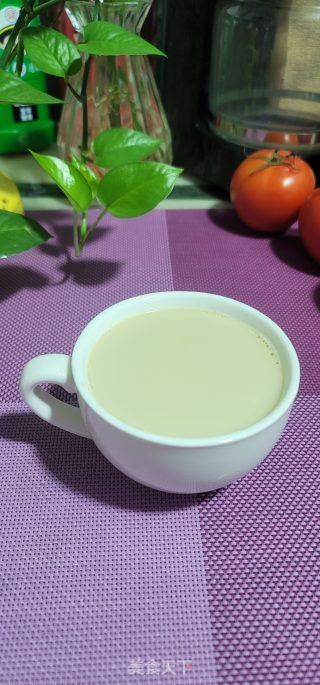 自制奶茶的做法步骤：7