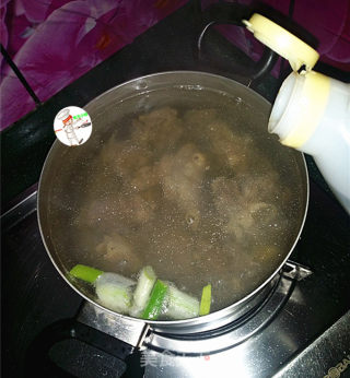 萝卜羊骨汤的做法步骤：5