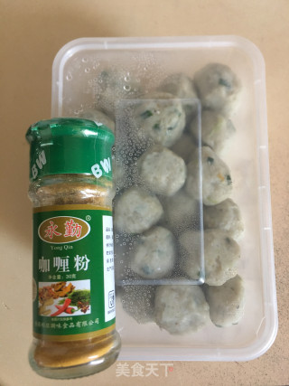 咖喱手打鱼丸面的做法步骤：1