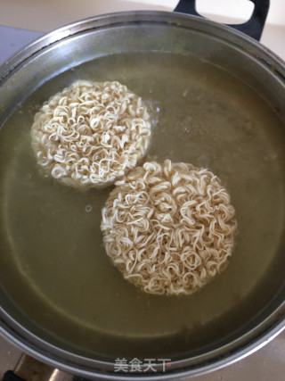 咖喱手打鱼丸面的做法步骤：8