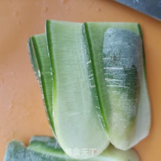 “萝卜”青萝卜炖酱牛肉的做法步骤：1