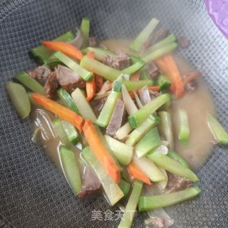 “萝卜”青萝卜炖酱牛肉的做法步骤：12