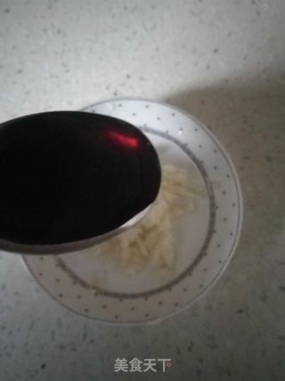 五花肉酸菜卷的做法步骤：13