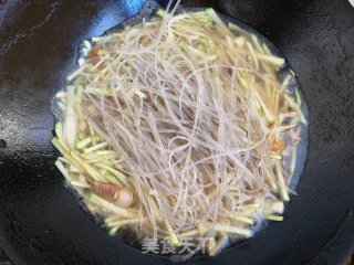 萝卜炖粉条的做法步骤：7