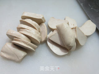莲藕烧小素鸡的做法步骤：4