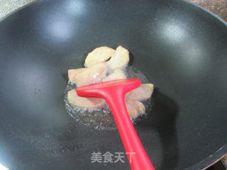 莲藕烧小素鸡的做法步骤：5