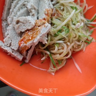 “萝卜”午餐肉拌萝卜的做法步骤：11