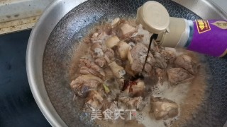 白萝卜炖鸭肉的做法步骤：10