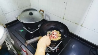 猪肉炖粉条的做法步骤：3