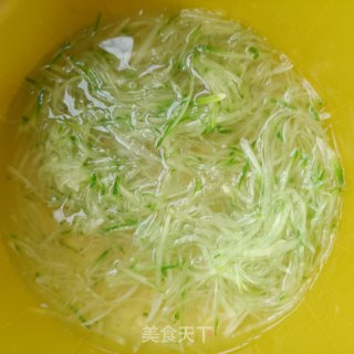 萝卜丝饼的做法步骤：6