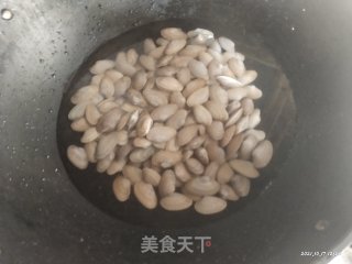 炒花甲的做法步骤：1