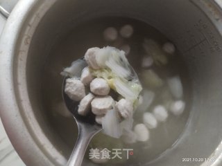 猪肉丸白菜汤的做法步骤：4