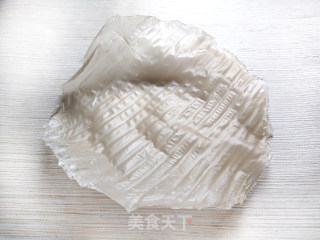 排骨炖粉皮的做法步骤：1