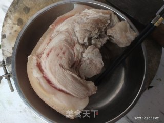 炒猪肉的做法步骤：1