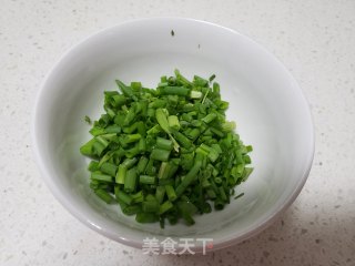 白萝卜秧鸡蛋馅饼的做法步骤：3