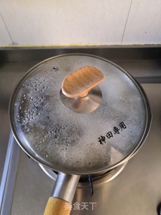 梅菜扣肉的做法步骤：3