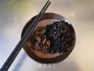 梅菜扣肉的做法步骤：4