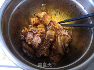 梅菜扣肉的做法步骤：11