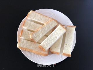 黄油蜂蜜吐司条的做法步骤：1