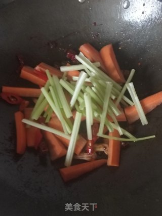 干锅大虾鸡翅的做法步骤：19