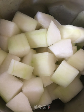 焖冬瓜的做法步骤：2