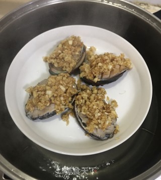 黄金白银蒸鲍鱼的做法步骤：8