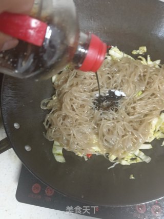 包菜炒粉条的做法步骤：13