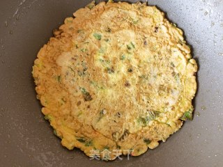 白菜苗鸡蛋煎饼的做法步骤：14