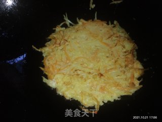 胡萝卜土豆饼的做法步骤：5
