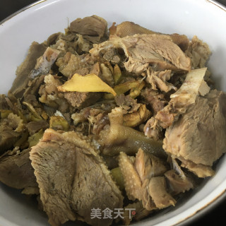 老鸭蒸芋头的做法步骤：7