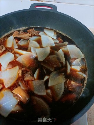 白萝卜炖羊蝎子的做法步骤：8