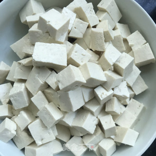 家常烧嫩豆腐的做法步骤：3